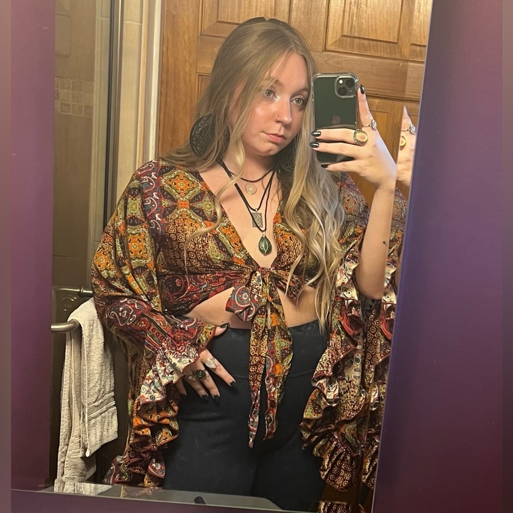 🌟Meet your Posher, Tay